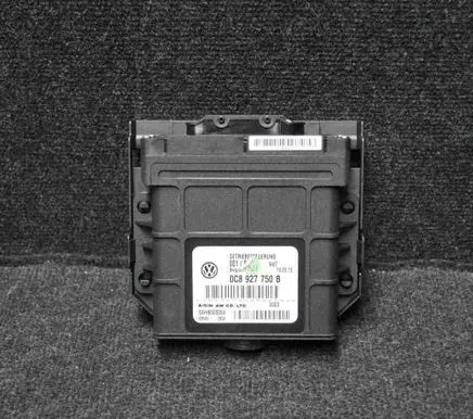 Volkswagen Touareg II Gearbox control unit/module 0C8927750B