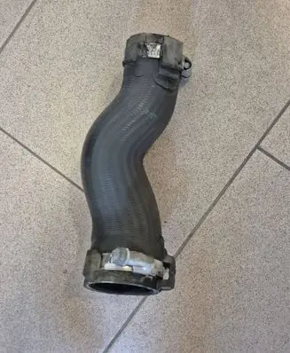 Intercooler hose/pipe