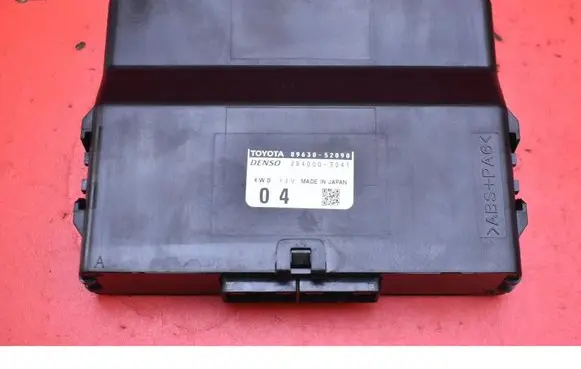 Toyota Yaris Engine control unit/module ECU 89630-52090