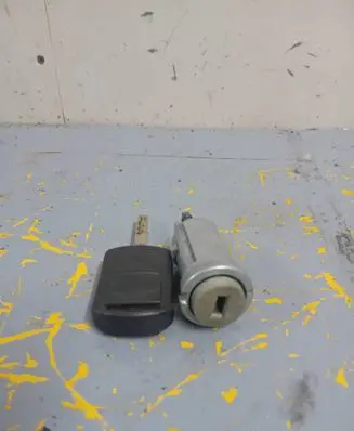 Opel Meriva A Ignition lock 13168306 3579