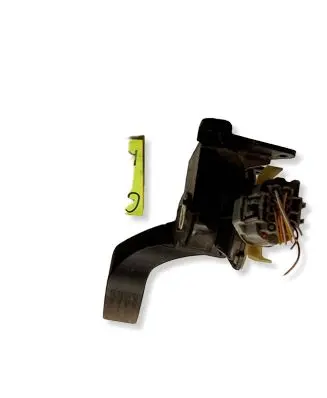 Ford Mondeo Mk III Accelerator throttle pedal 896547