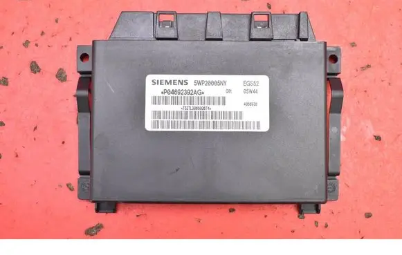 Jeep Grand Cherokee (WK) Engine control unit/module ECU 5WP20005NY
