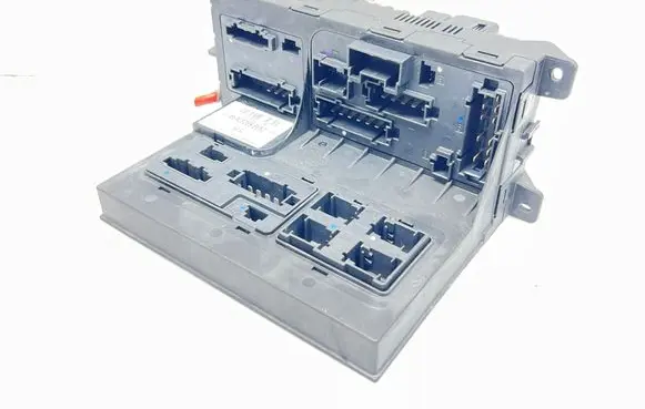Mercedes-Benz E W211 Fuse module 2115453001