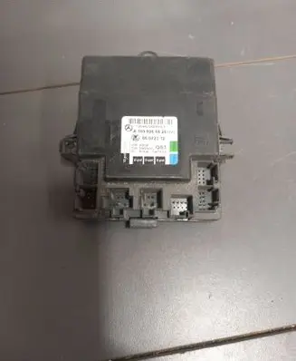 Mercedes-Benz A W169 Door control unit/module A1698206826 05072312