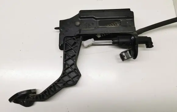 Clutch pedal