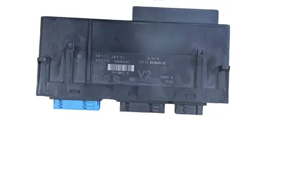 BMW 5 F10 F11 Comfort/convenience module 9228491 10681810