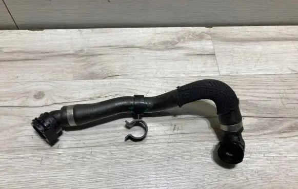 BMW 5 F10 F11 Engine coolant pipe/hose 7580962