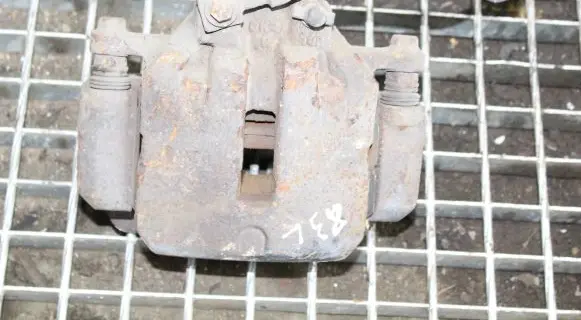 Opel Insignia A Front brake caliper