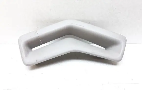 Volvo V70 Seat belt trim 