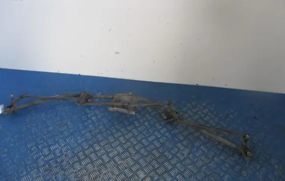Chrysler Grand Voyager III Front wiper linkage and motor