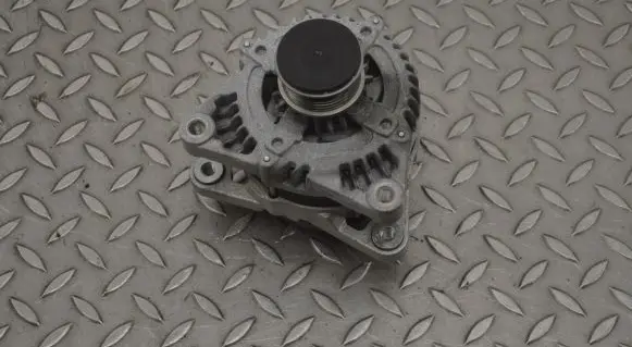 Opel Crossland X Generator/alternator 9835688980