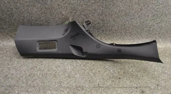 BMW 3 E46 (D) pillar trim (bottom) 8209013A