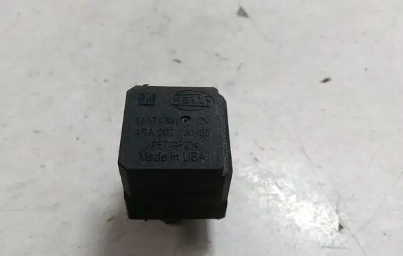 Opel Zafira B Other relay 13171831