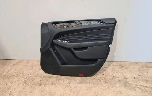 Mercedes-Benz GLE (W166 - C292) Front door card panel trim