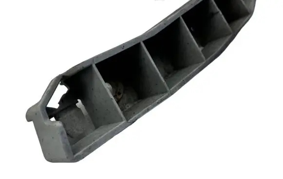 Ford Fiesta Front bumper mounting bracket 16051 C8L6A
