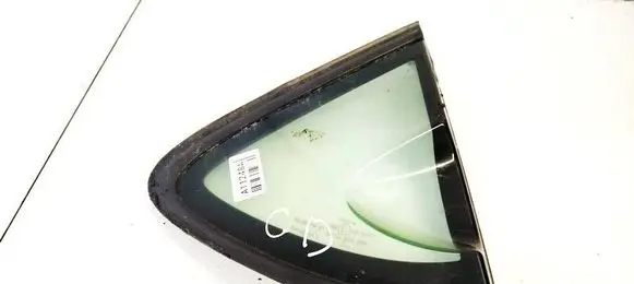 Seat Leon (1P) Rear side window 
