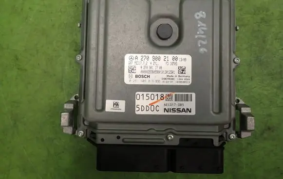 Infiniti Q30 Engine control unit/module ECU A2709002100