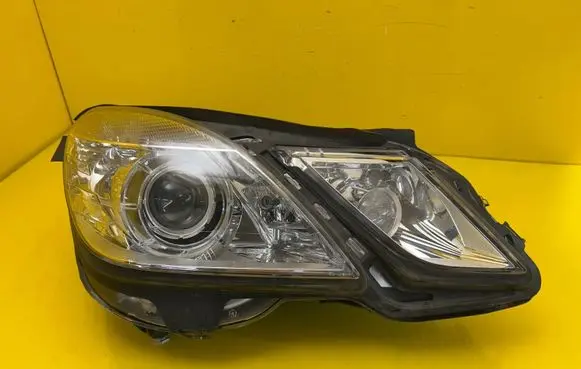 Mercedes-Benz E W212 Headlight/headlamp A2128205861