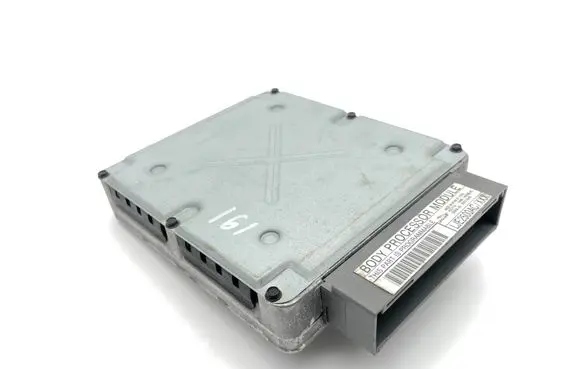 Jaguar XK8 - XKR Central body control module LJE2500AC