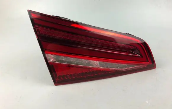 Audi A3 S3 8V Tailgate rear/tail lights 8V4945093C