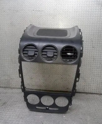 Dash center air vent grill