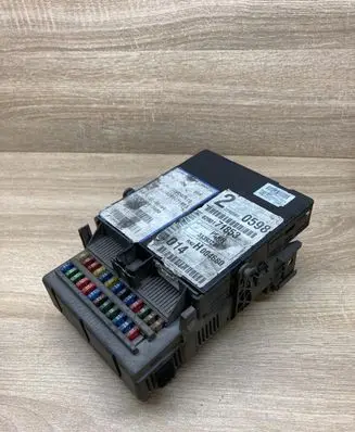 Renault Laguna II Fuse module 8200148809 8200004201