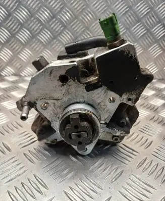 Volvo S60 Fuel injection high pressure pump 8692521 0445010111
