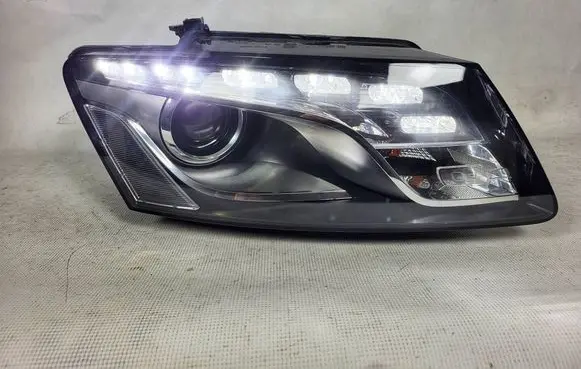 Audi Q5 SQ5 Headlight/headlamp 8R0941004AJ 1000017080