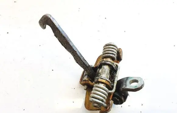 Renault Laguna I Rear door check strap stopper