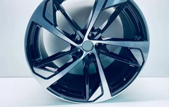 Audi Q7 4M R22 alloy rim 4M0601025DN