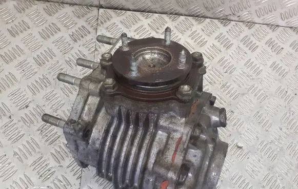 Toyota RAV 4 (XA30) Rear gearbox reducer/haldex oil pump W82
