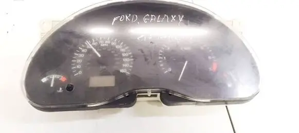 Speedometer (instrument cluster)