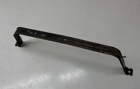 Volkswagen Touran III Fuel tank mounting bracket 5QA201656B