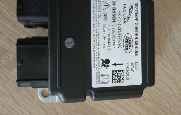 Land Rover Discovery Sport Airbag control unit/module FK7214D374AK 0285013667