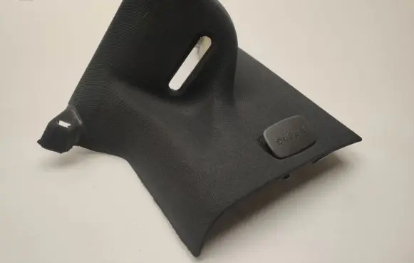 Mercedes-Benz E C207 W207 (D)pillar trim (top) A2076902925