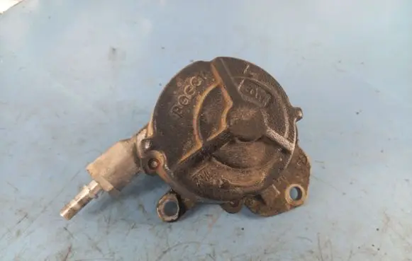 Peugeot Partner Vacuum pump