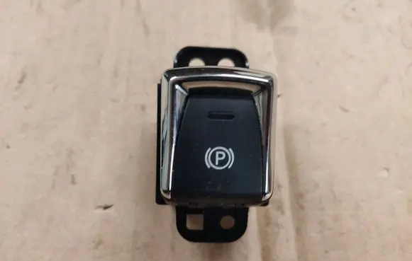 Nissan Leaf II (ZE1) Hand parking brake switch 21303SD
