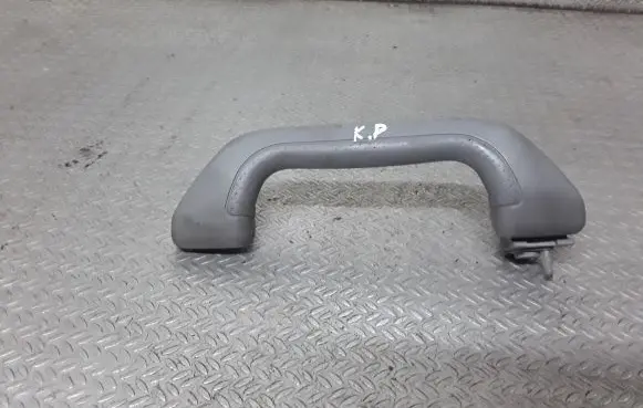 Honda CR-V Front interior roof grab handle