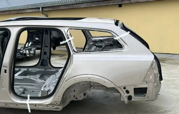 Volvo V90 Cross Country Rear quarter panel 