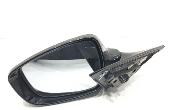 Hyundai Veloster Front door electric wing mirror