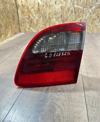 Mercedes-Benz E W211 Tailgate rear/tail lights A2118201464 379504 RWLS211
