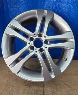 Mercedes-Benz GLA W156 X156 R18 alloy rim A1564011300