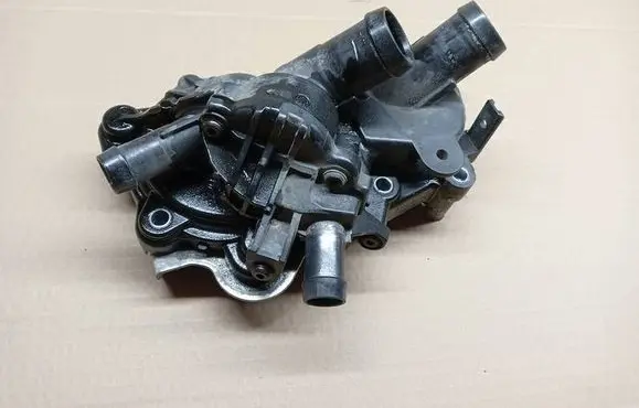 Seat Mii Water pump 04C121600J