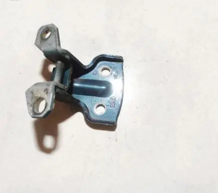 Hyundai Trajet Front door upper hinge