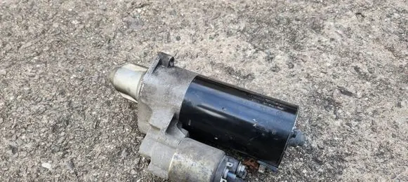 Mercedes-Benz CLS C219 Starter motor A0061516201