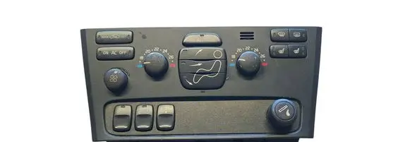 Volvo V70 Climate control unit 8691876