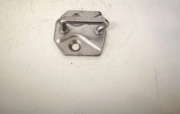 Ford Focus Front door lock loop/hook striker AM5AA21982AA