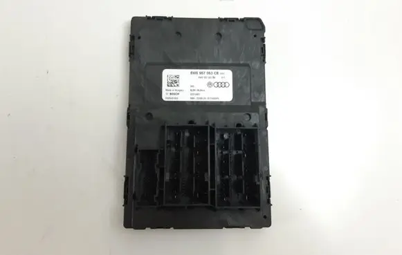 Audi A4 S4 B9 Comfort/convenience module 8W0907063CB 8W0907063BB