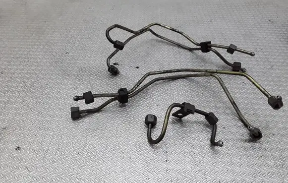 Ford Focus C-MAX Fuel injector supply line/pipe 
