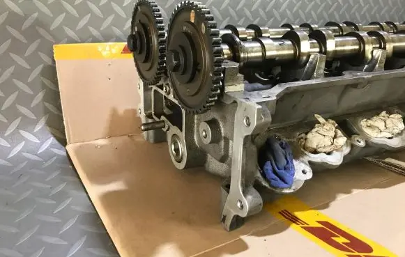 Aston Martin DB9 Camshaft 7G4E-6A267-AB